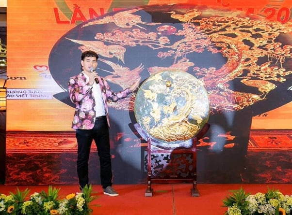 Tác phẩm tự tay Nghệ nhân Nguyễn Đình Phúc tạo ra, góp mặt trong buổi đấu giá gây quỹ chương trình thiện nguyện “Mùa Xuân Cho Em”