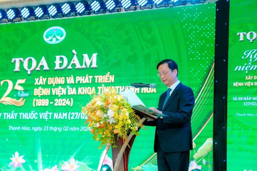 BSCKII Lê Văn Sỹ – Bệnh viện Đa khoa tỉnh Thanh Hoá phát biểu tại buổi toạ đàm