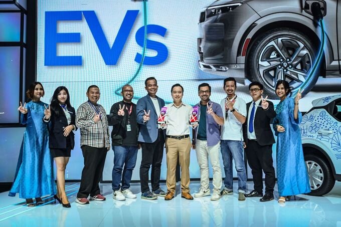 Vinfast “gây bão” trong lần đầu ra mắt Triển lãm ô tô Quốc tế Indonesia (IIMS) 2024 (Ảnh: Vinfast)