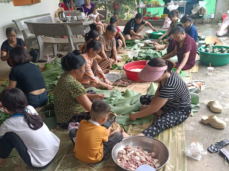 Huyện Nông Cống hằng năm thường bị ngập lụt trong mùa mưa bão. Hơn ai hết, họ rất thấu hiểu hoàn cảnh đồng bào một số tỉnh phía Bắc đang gặp phải