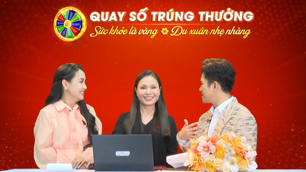 Nhiều khách hàng hào hứng, tham gia trực tiếp trong các buổi livestream để giành cơ hội nhận quà giá trị từ Chương trình quay số trúng thưởng 2024 của ECO Pharma