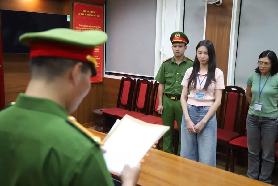 thùy tiên 1