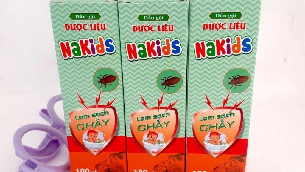 nakid
