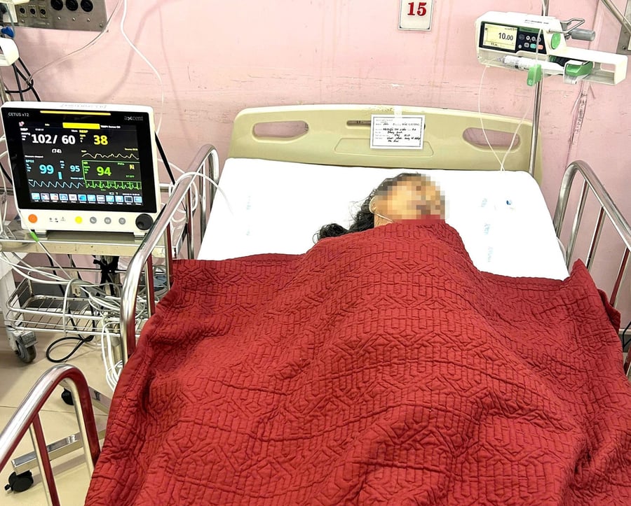 Một ca bệnh nặng nghi ngộ độc thực phẩm sau bữa ăn giỗ tại phường Phong Điền