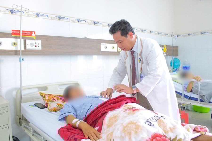 Sau phẫu thuật, sức khỏe của người bệnh đang bình phục tốt
