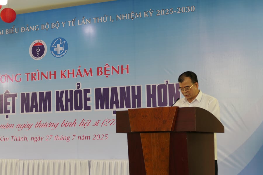 Đồng chí Nguyễn Minh Hùng, Phó Chủ tịch UBND thành phố Hải Phòng, phát biểu tại chương trình