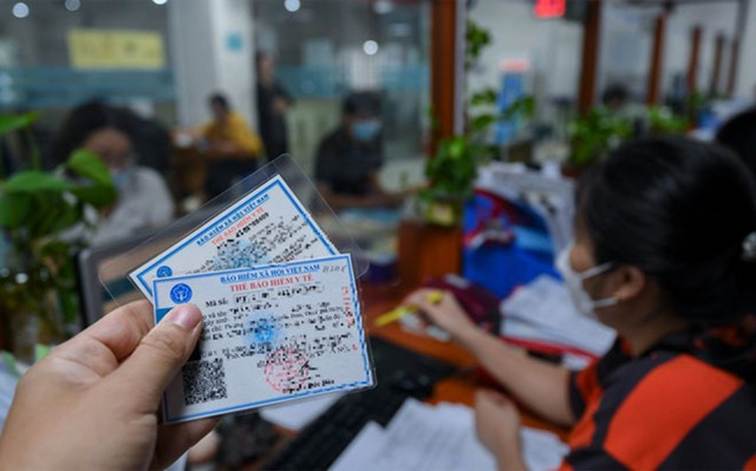 Để đảm bảo nguồn lực, chính sách miễn viện phí sẽ được triển khai theo lộ trình thông qua BHYT, với phạm vi quyền lợi BHYT mở rộng dần theo lộ trình cho các đối tượng phù hợp.