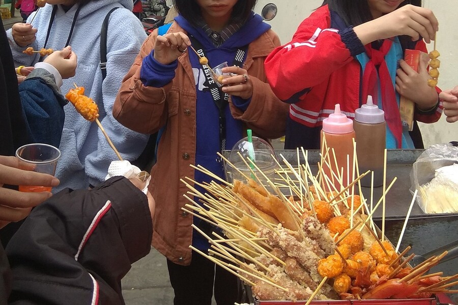 20190325-mon-an-nay-thu-hut-dong-dao-hoc-sinh-sinh-vien20240509230216