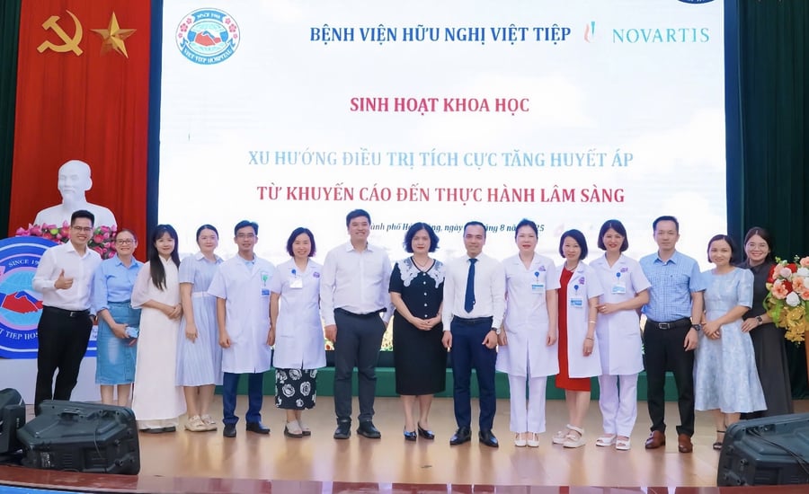 Tọa đàm khoa học với chủ đề: “Xu hướng điều trị tích cực tăng huyết áp – Từ khuyến cáo đến thực hành lâm sàng”(Ảnh BVCC)
