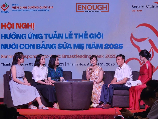 Các đại biểu cùng chia sẻ về những vấn đề được quan tâm quanh việc nuôi con bằng sữa mẹ