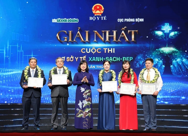 5 cơ sở y tế đạt Giải Nhất cuộc thi (Ảnh: HM)
