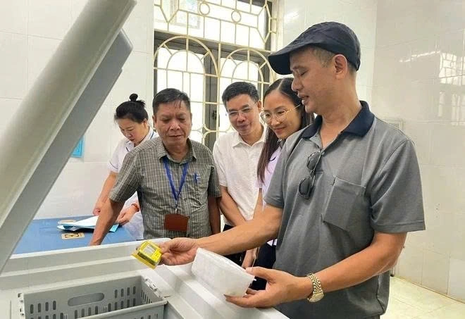 Nội dung làm việc tập trung vào việc giám sát công tác triển khai vaccine Rota được đưa vào Chương trình tiêm chủng mở rộng từ tháng 12/2024. (Ảnh: CDC Lào Cai)