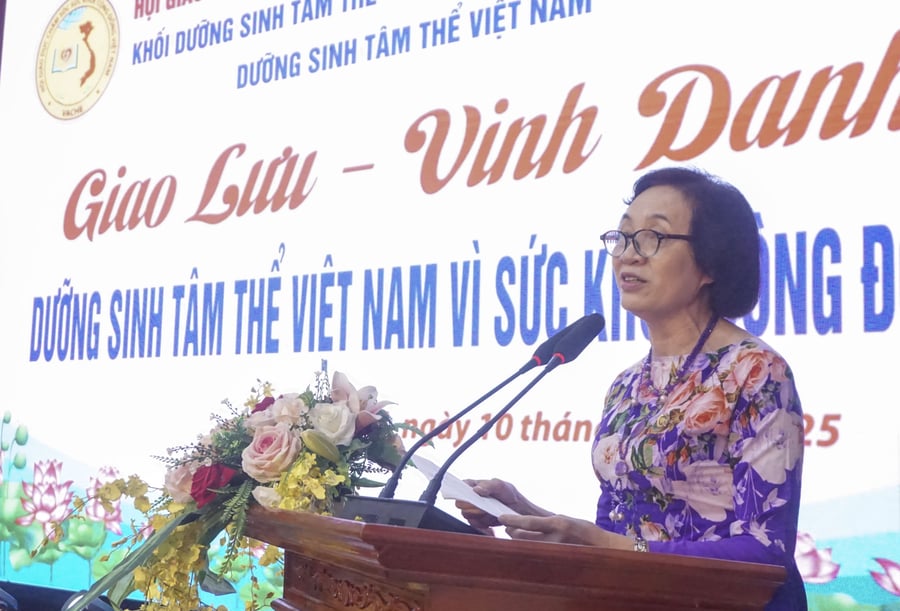 Bà Nguyễn Thị Tuyết Hà, là giáo viên THCS đã nghỉ hưu tại Ba Đình, Hà Nội