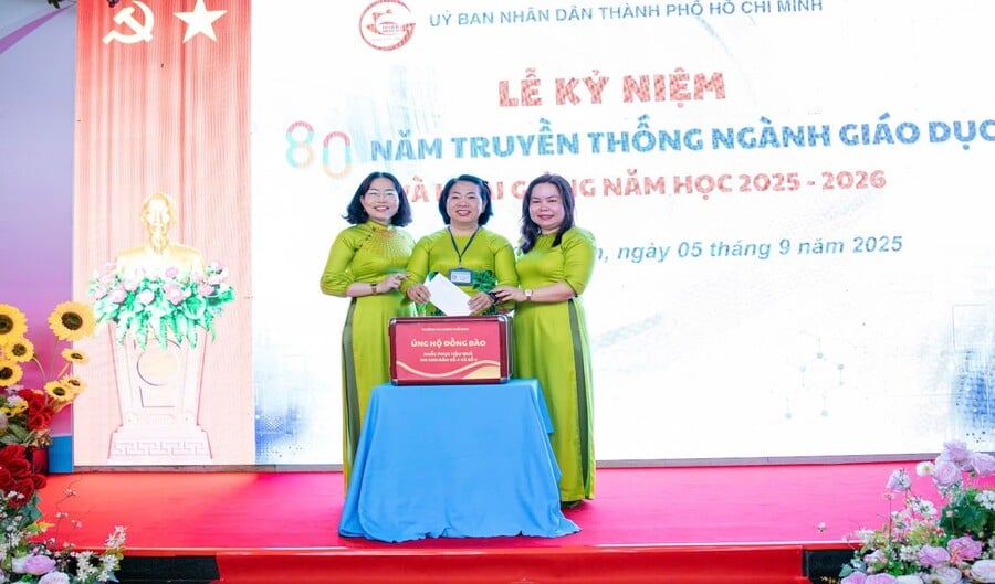 Ban giám hiệu trường tiểu học Lương Thế Vinh
