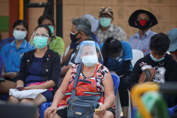7 nhà máy ở ổ dịch Samut Sakhon ghi nhận gần 8.000 ca bệnh - Ảnh 1.