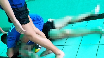 Phát hiện xác người đàn ông trong hồ bơi ở trường Đại học Thể dục Thể thao, TP HCM