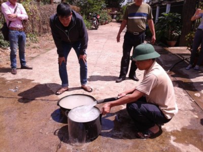 Vụ giếng nước có xăng dầu đốt cháy bùng bùng ở Phú Sơn, Tân Phú, Đồng Nai