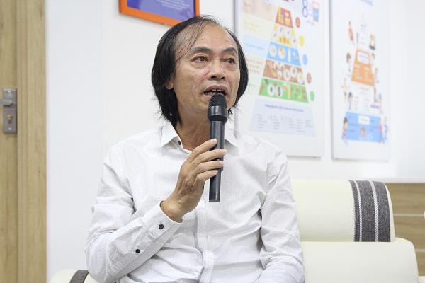 
PGS Nguyễn Tiến Dũng cảnh báo tình trạng trẻ nhập viện do uống TPCN oresol.
