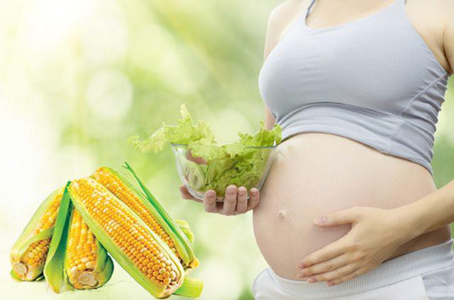 
Phụ nữ mang thai 3 tháng đầu nên kiêng ăn ngô

