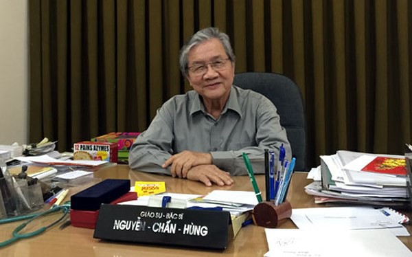 Chủ tịch Hội ung thư Việt Nam: 2 sự thật về phương pháp chữa ung thư đạt Nobel Y học - Ảnh 2.