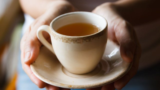 5 tác dụng phụ của việc uống quá nhiều trà: Dân nghiện trà đừng bỏ qua! - Ảnh 5.