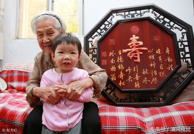 Cụ bà 103 tuổi vẫn nhanh nhẹn, khỏe mạnh nhờ kiên trì làm 1 việc đơn giản trong 29 năm - Ảnh 5.