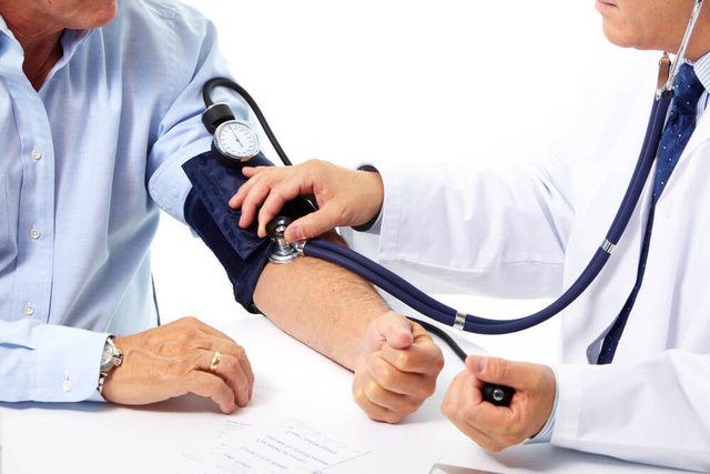 
Không đo huyết áp thường xuyên là 1 trong những sai lầm nguy hiểm của người cao huyết áp
