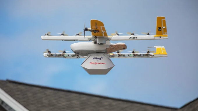 giao hang bang may bay khong nguoi lai robot drone
