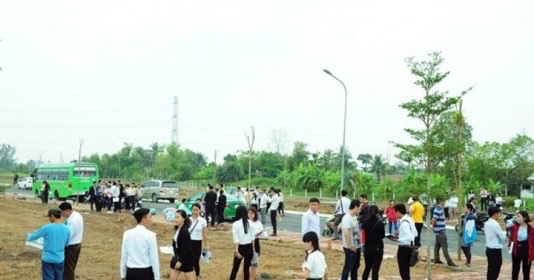 Chủ tịch UBND tỉnh Thừa Thiên Huế yêu cầu các địa phương kịp thời phát hiện, xử lý nghiêm các trường hợp vi phạm quy định pháp luật trong đấu giá đất.
