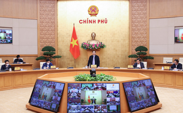 Thủ tướng Phạm Minh Chính chủ trì cuộc họp trực tuyến của Thường trực Chính phủ với các địa phương về báo cáo nghiên cứu tiền khả thi đối với 5 dự án giao thông trọng điểm quốc gia.