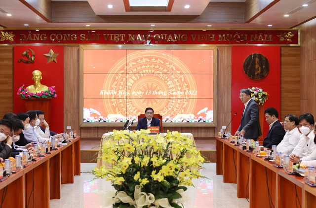 Thủ tướng Phạm Minh Chính làm việc với lãnh đạo chủ chốt tỉnh Khánh Hòa.