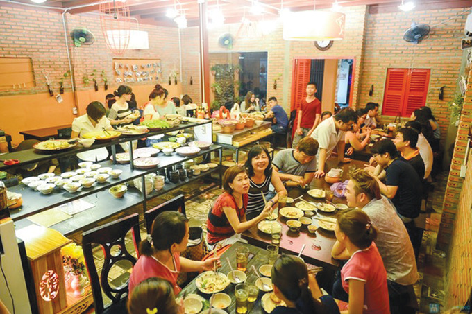 Hà Nội cho phép nhà hàng, quán ăn uống hoạt động sau 21h.