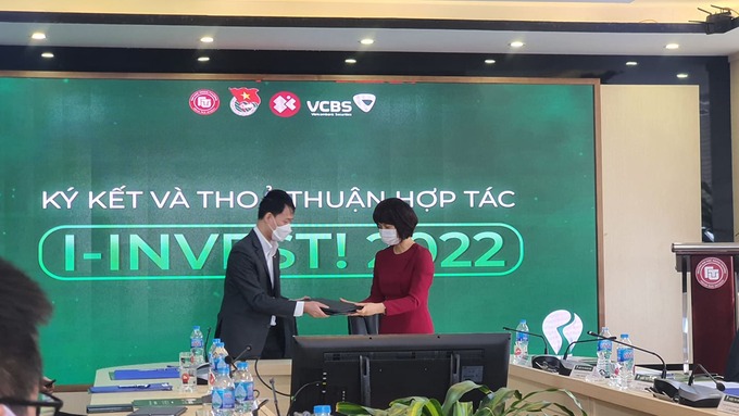 Lễ ký kết và thoả thuận hợp tác giữa Trường Đại học Ngoại Thường và Công ty TNHH Chứng khoán Ngân hàng TMCP Ngoại thương Việt Nam