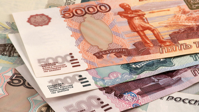Đồng ruble hiện giảm 25% so với đồng USD và chỉ giảm 18% so với đồng euro kể từ ngày 25/2. Ảnh: Getty Images