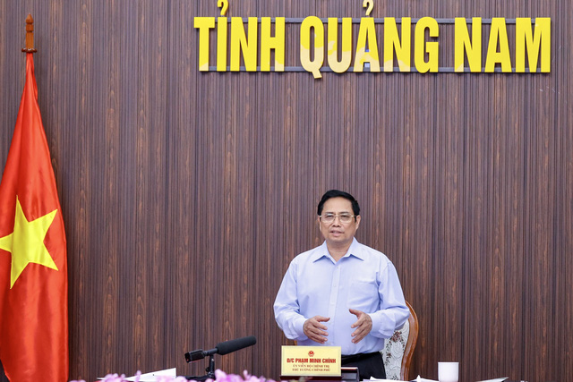 Thủ tướng làm việc với Ban Thường vụ Tỉnh ủy Quảng Nam về kết quả phát triển kinh tế - xã hội năm 2021 và 3 tháng đầu năm 2022; phương hướng, nhiệm vụ năm 2022 và một số đề xuất, kiến nghị của tỉnh.