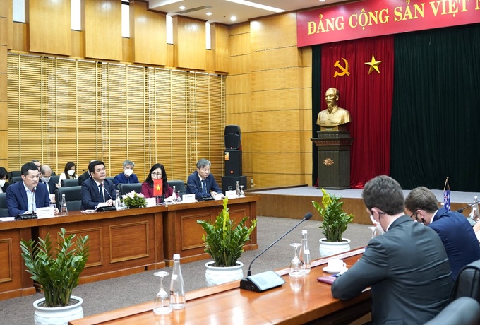 Bộ trưởng Nguyễn Hồng Diên đã tiếp và làm việc với Đại sứ Úc tại Việt Nam.