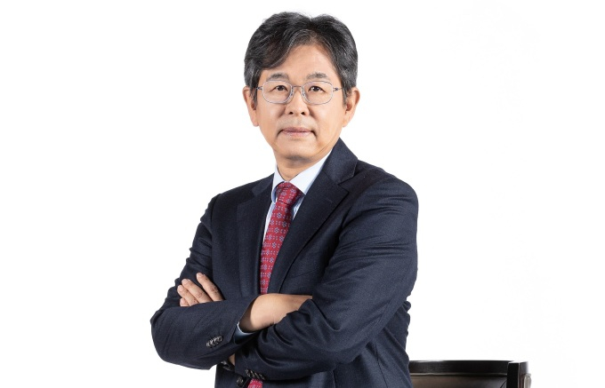 Việc ông Kim Byoungho - người từng là chủ tịch & tổng giám đốc, vị trí lãnh đạo cấp cao nhất tại Hana Bank - trở thành chủ tịch hội đồng quản trị (HĐQT) HDBank thể hiện tầm nhìn của cổ đông đưa các chuẩn mực quốc tế tốt nhất vào công tác quản trị của HDBank trong giai đoạn phát triển mới và hội nhập quốc tế.