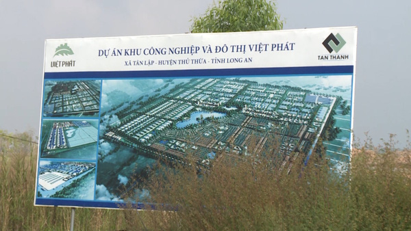Vạn Trường Phát đều thế chấp bất động sản liên quan và phát sinh từ khu đất 78 ha thuộc dự án Việt Phát tại xã Tân Lập, huyện Thủ Thừa, tỉnh Long An.