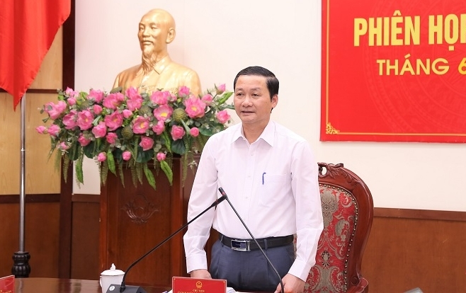 Ông Đỗ Minh Tuấn, Chủ tịch UBND tỉnh Thanh Hóa phát biểu tại phiên họp
