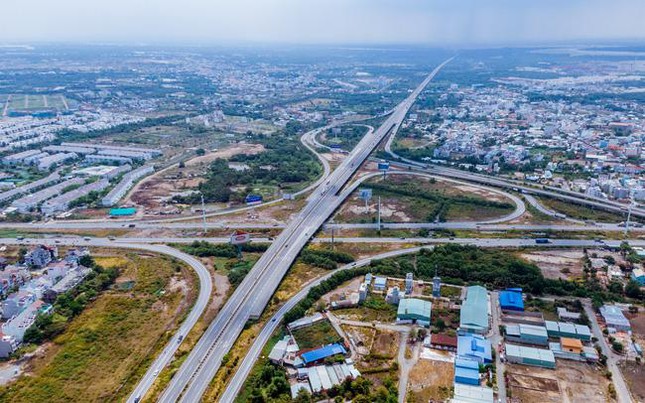 Đầu tư hơn 17.800 tỷ đồng xây dựng cao tốc Biên Hòa - Vũng Tàu.