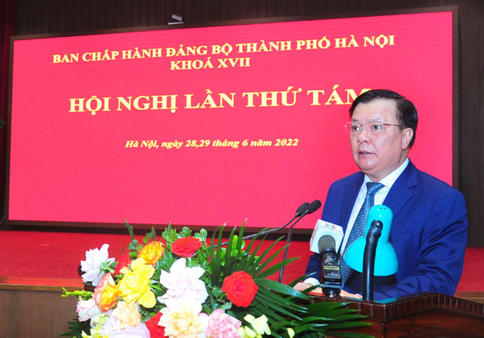 Bí thư Thành ủy Hà Nội Đinh Tiến Dũng cho biết tỷ lệ giải ngân vốn đầu tư công trên địa bàn Hà Nội đạt rất thấp.