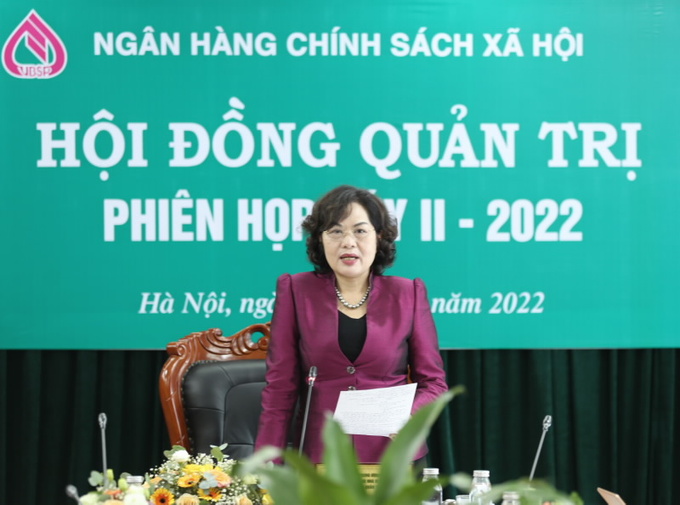 Thống đốc Ngân hàng Nhà nước Nguyễn Thị Hồng phát biểu tại hội nghị.