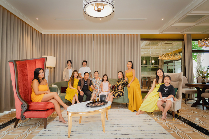 Nữ Ca sĩ Đoan Trang cùng đại gia đình 3 thế hệ chọn NovaWorld Ho Tram cho kỳ nghỉ của mình