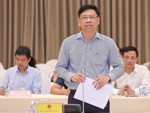 Thứ trưởng Bộ Giao thông Vận tải Nguyễn Xuân Sang nói về giá cước vận tải.