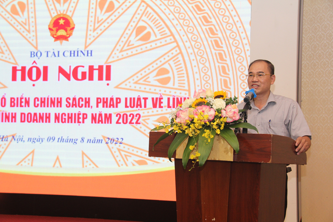 Ông Phạm Văn Đức - Phó cục trưởng Cục Tài chính doanh nghiệp phát biểu