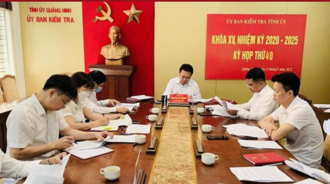 Kỳ họp của Ủy ban Kiểm tra Tỉnh ủy Quảng Ninh kết luận xem xét kỷ luật nguyên Giám đốc CDC Quảng Ninh.