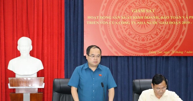 Trưởng Đoàn đại biểu Quốc hội tỉnh Đồng Nai Quản Minh Cường phát biểu tại buổi làm việc. Ảnh Báo Nhân dân