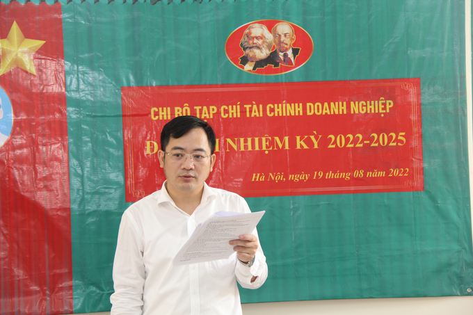 Đồng chí Hà Khắc Minh – Bí thư Chi bộ, Tổng Biên tập Tạp chí Tài chính doanh nghiệp phát biểu