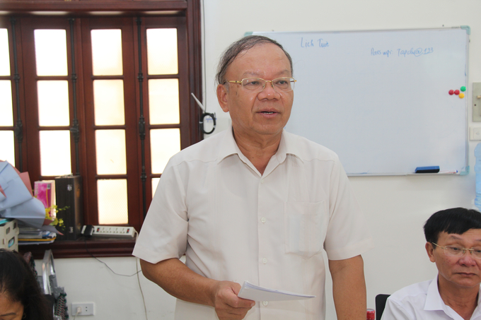 Đồng chí Bùi Văn Nam, đảng viên Chi bộ Tạp chí Tài chính doanh nghiệp phát biểu