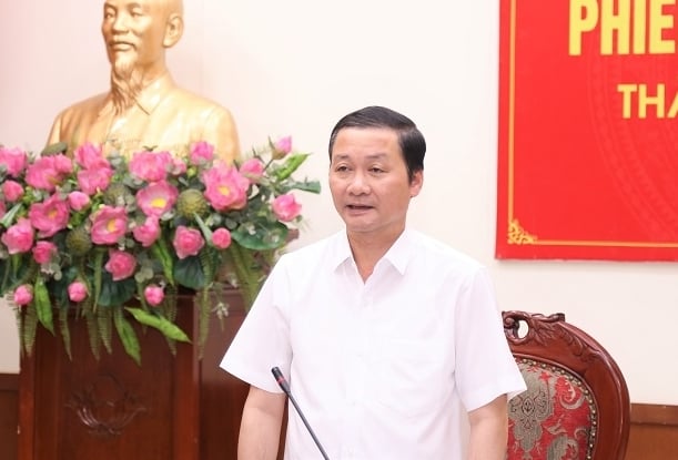 Ông Đỗ Minh Tuấn, Chủ tịch UBND tỉnh Thanh Hóa phát biểu tại phiên họp